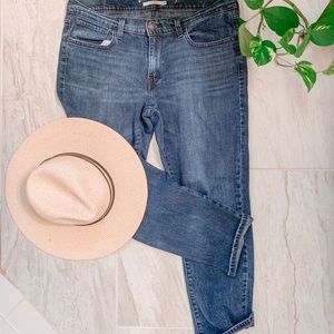 Levis boyfriend jeans